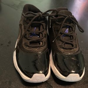 Air Jordan 11 Cmft Low Boys size 6 youth, in great condition- make an offer